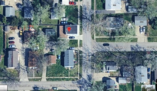 1320 E 25th Street, Des Moines, IA 50317