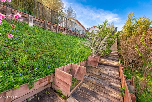 5076 Escobedo Drive, Woodland Hills, CA 91364
