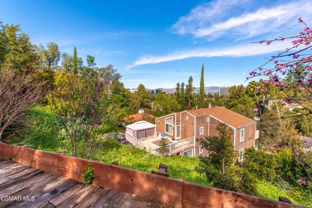 5076 Escobedo Drive, Woodland Hills, CA 91364