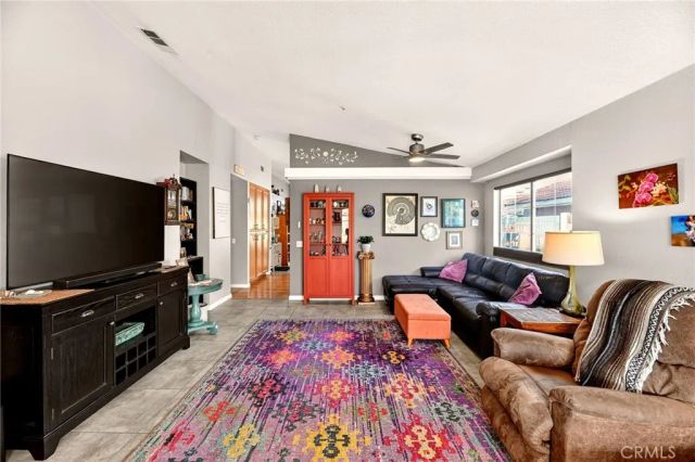 3688 Sydney, Hemet, CA 92545