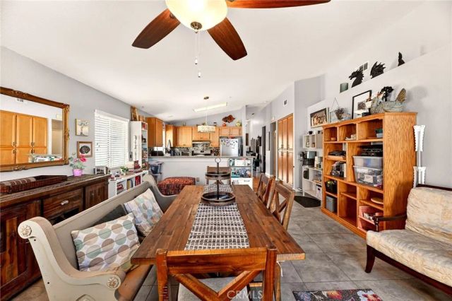 3688 Sydney, Hemet, CA 92545