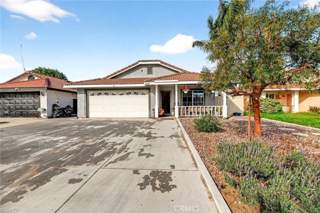 3688 Sydney, Hemet, CA 92545