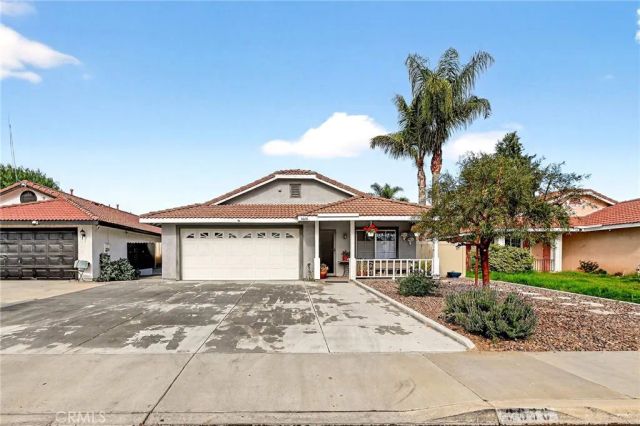 3688 Sydney, Hemet, CA 92545
