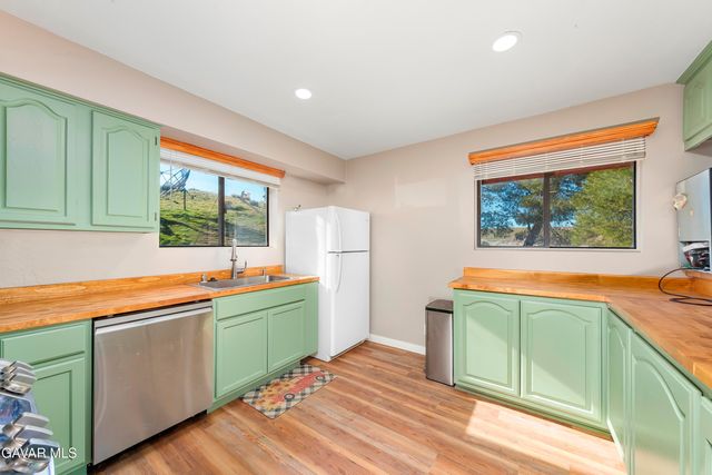 45408 W 160th Street, Lancaster, CA 93536