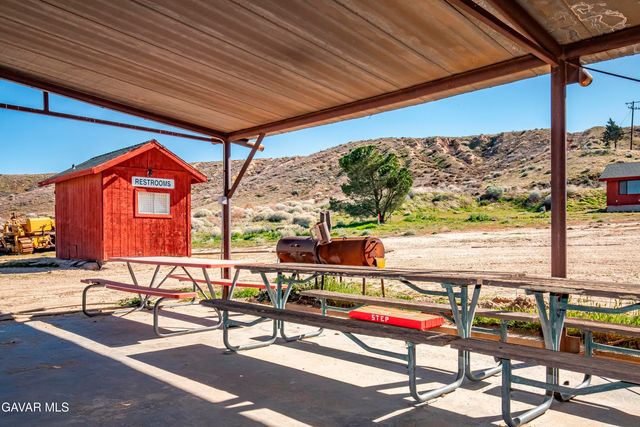 45408 W 160th Street, Lancaster, CA 93536