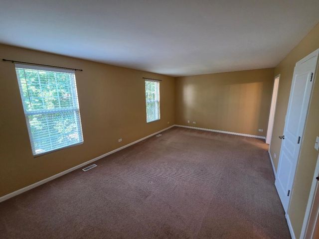 107 Driscoll Lane, Wood Dale, IL 60191
