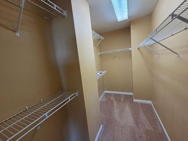107 Driscoll Lane, Wood Dale, IL 60191