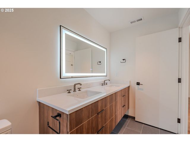 11903 Ne 57th Ct Lot 1, Vancouver, WA 98686