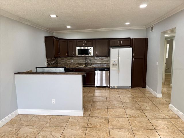 139 MAYFAIR CIRCLE, Sanford, FL 32771