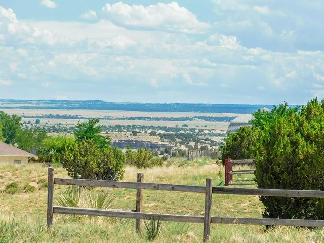 1880 W Escalante Ct., Pueblo West, CO 81007