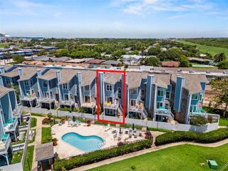 224 Seawall Boulevard, Galveston, TX 77550