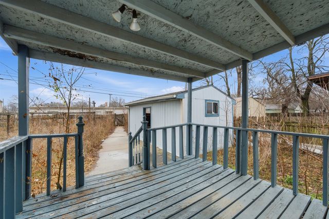 1308 S Market St, Wichita, KS 67211