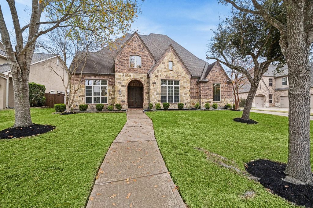 6019 Majestic Pines Drive, Kingwood, TX 77345