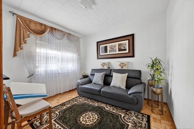 3034 Evaline Street, Hamtramck, MI 48212