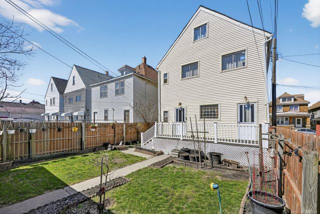 3034 Evaline Street, Hamtramck, MI 48212