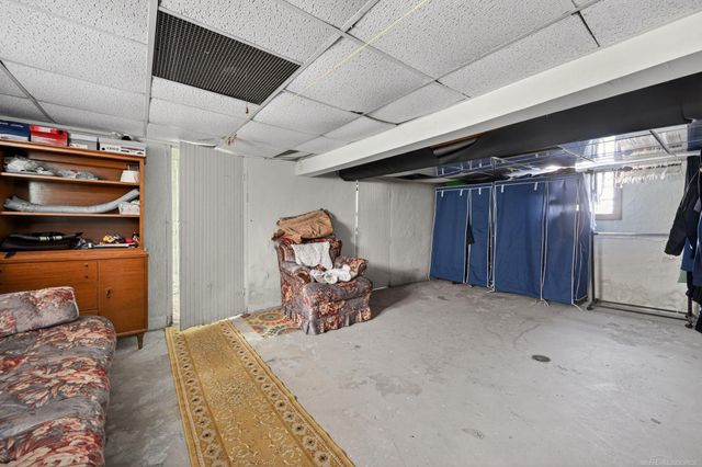 3034 Evaline Street, Hamtramck, MI 48212