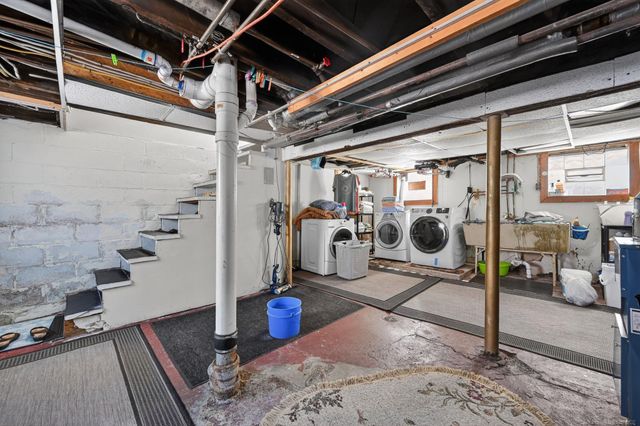 3034 Evaline Street, Hamtramck, MI 48212