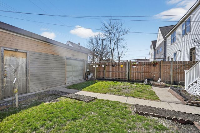 3034 Evaline Street, Hamtramck, MI 48212