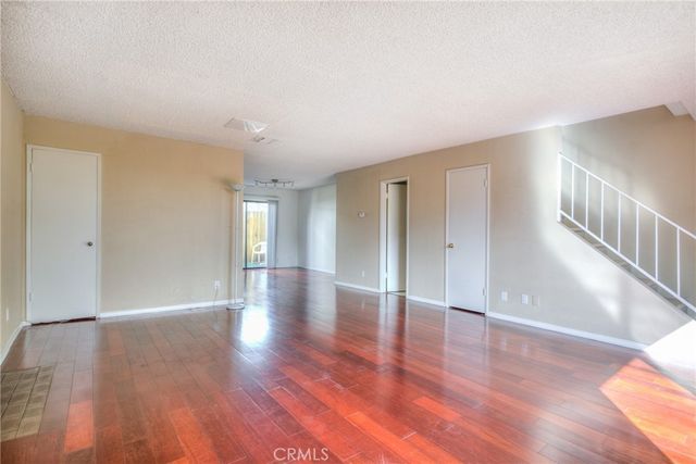 2020 20th, Santa Monica, CA 90404