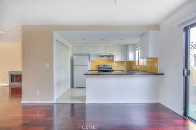 2020 20th, Santa Monica, CA 90404