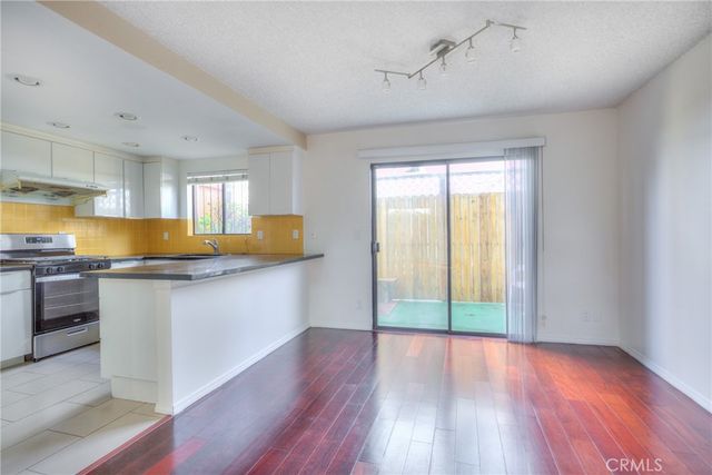 2020 20th, Santa Monica, CA 90404