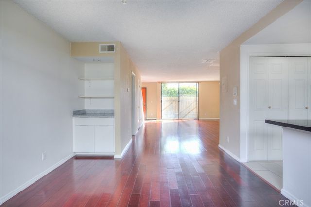 2020 20th, Santa Monica, CA 90404
