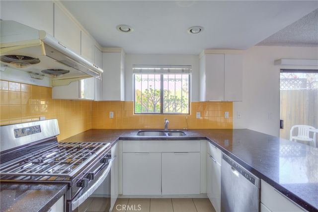 2020 20th, Santa Monica, CA 90404