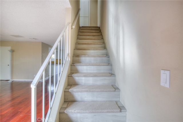 2020 20th, Santa Monica, CA 90404