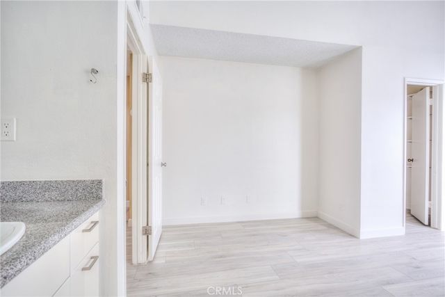 2020 20th, Santa Monica, CA 90404