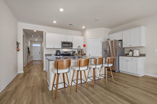 1838 Castlebay Dr., Conway, SC 29526