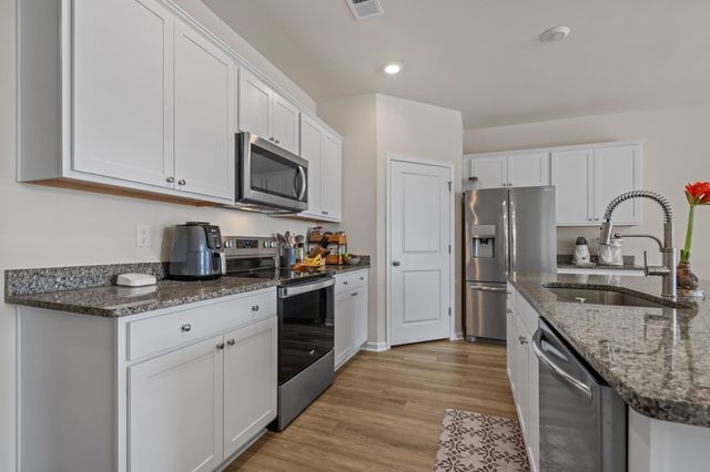 1838 Castlebay Dr., Conway, SC 29526