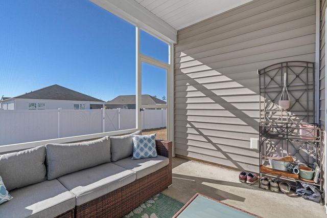 1838 Castlebay Dr., Conway, SC 29526