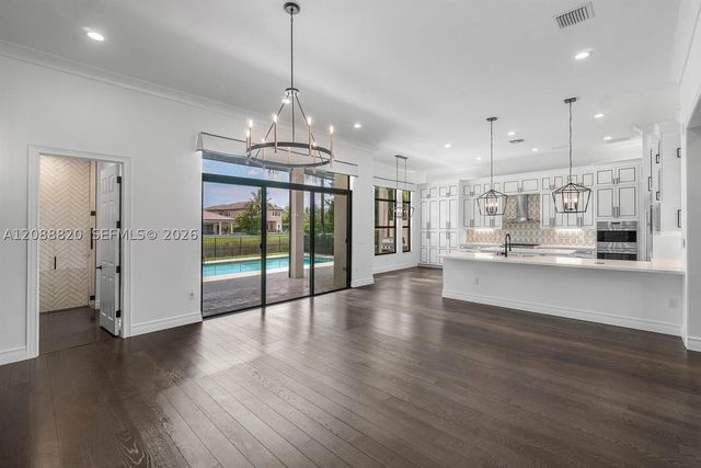 9747 Vitrail Ln, Delray Beach, FL 33446