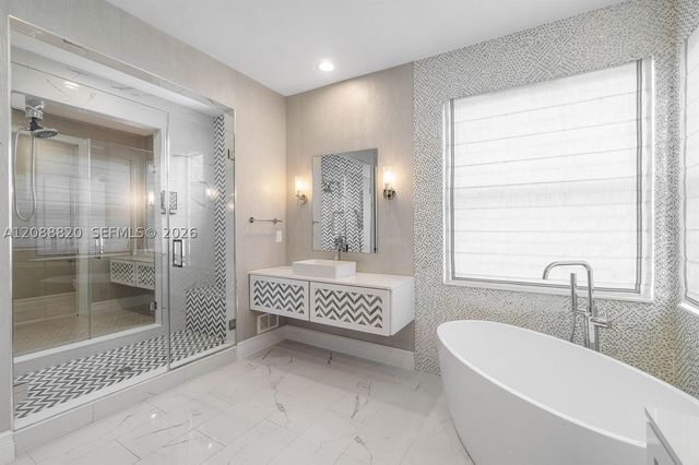 9747 Vitrail Ln, Delray Beach, FL 33446