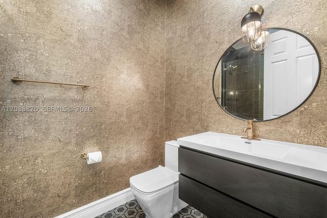9747 Vitrail Ln, Delray Beach, FL 33446