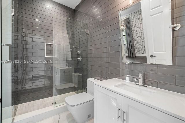 9747 Vitrail Ln, Delray Beach, FL 33446