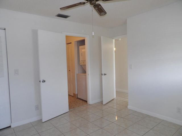 5445 Glenda Street, West Palm Beach, FL 33417