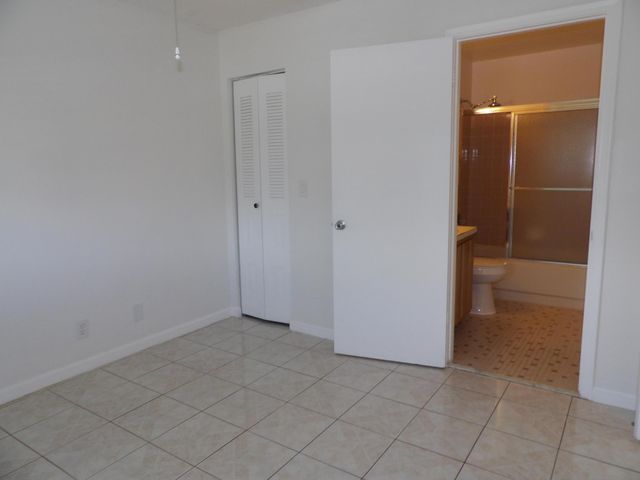 5445 Glenda Street, West Palm Beach, FL 33417
