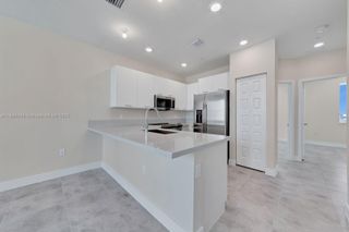 6420 NW 102nd Path 303, Doral, FL 33178