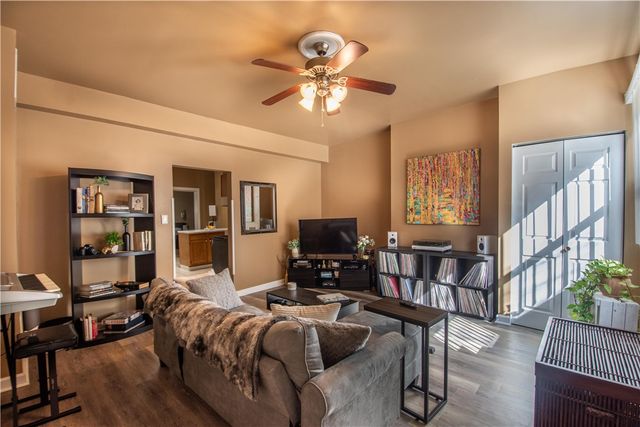 1709 Wrights Way, South Side, PA 15203