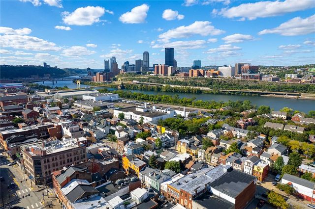 1709 Wrights Way, South Side, PA 15203