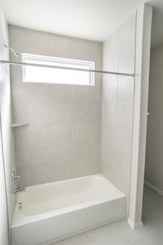 100 Lennox DR, Kyle, TX 78640