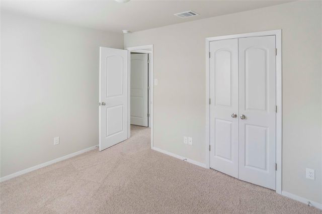 100 Lennox DR, Kyle, TX 78640