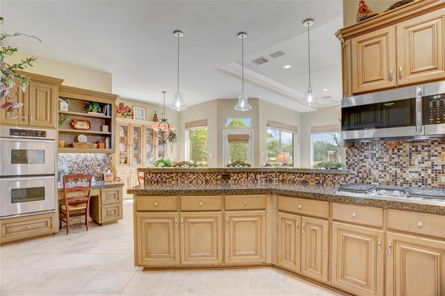 3911 Turnberry Drive, Sugar Land, TX 77479