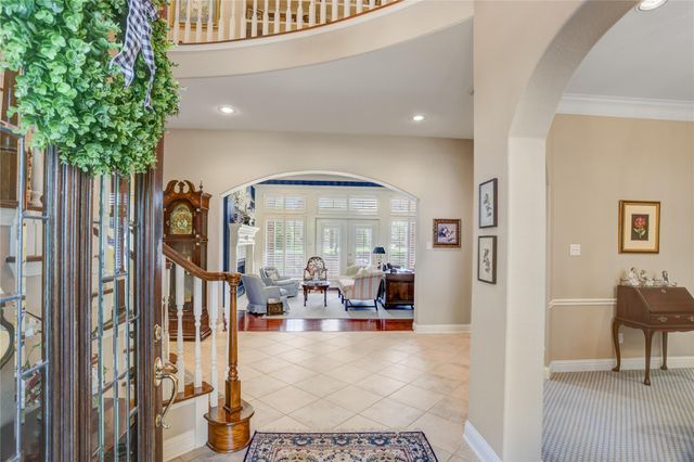 3911 Turnberry Drive, Sugar Land, TX 77479