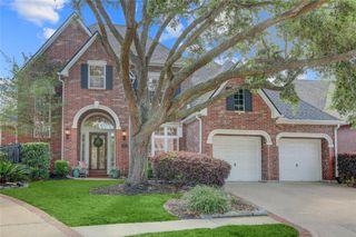 3911 Turnberry Drive, Sugar Land, TX 77479