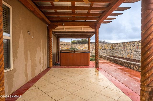 5525 Gobi Lane, Las Cruces, NM 88011