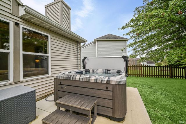 5016 Chimneylake Drive, Lafayette, IN 47905