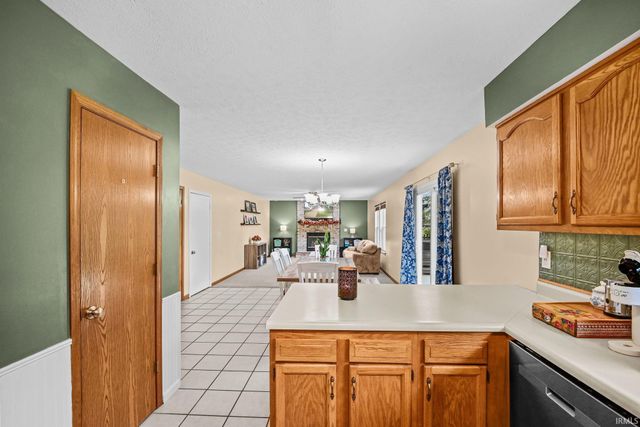 5016 Chimneylake Drive, Lafayette, IN 47905