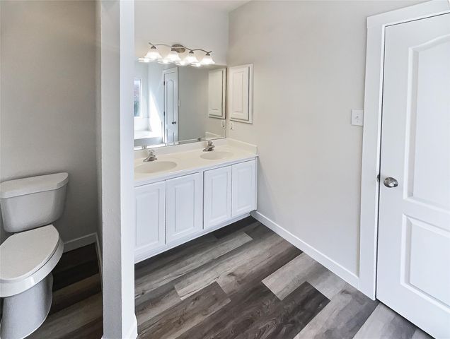 127 Campos DR, Hutto, TX 78634
